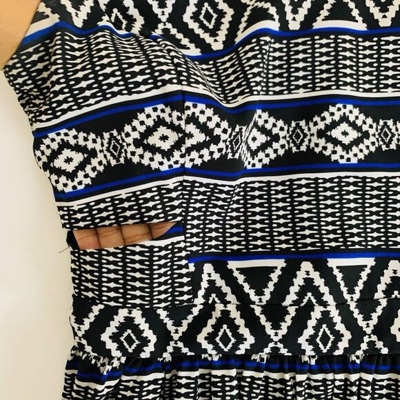 Sweet Storm Maxi Dress Women M Black White Abstract Cutout Southwestern Vacation - Picture 4 of 11